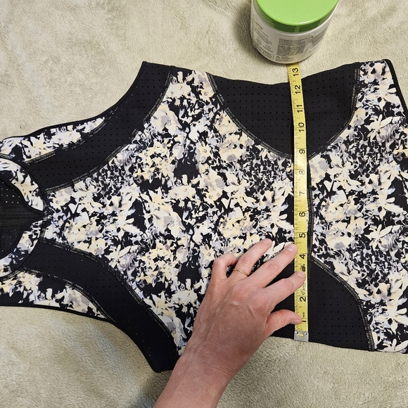 Lululemon surf swim top - Picture 7 of 7